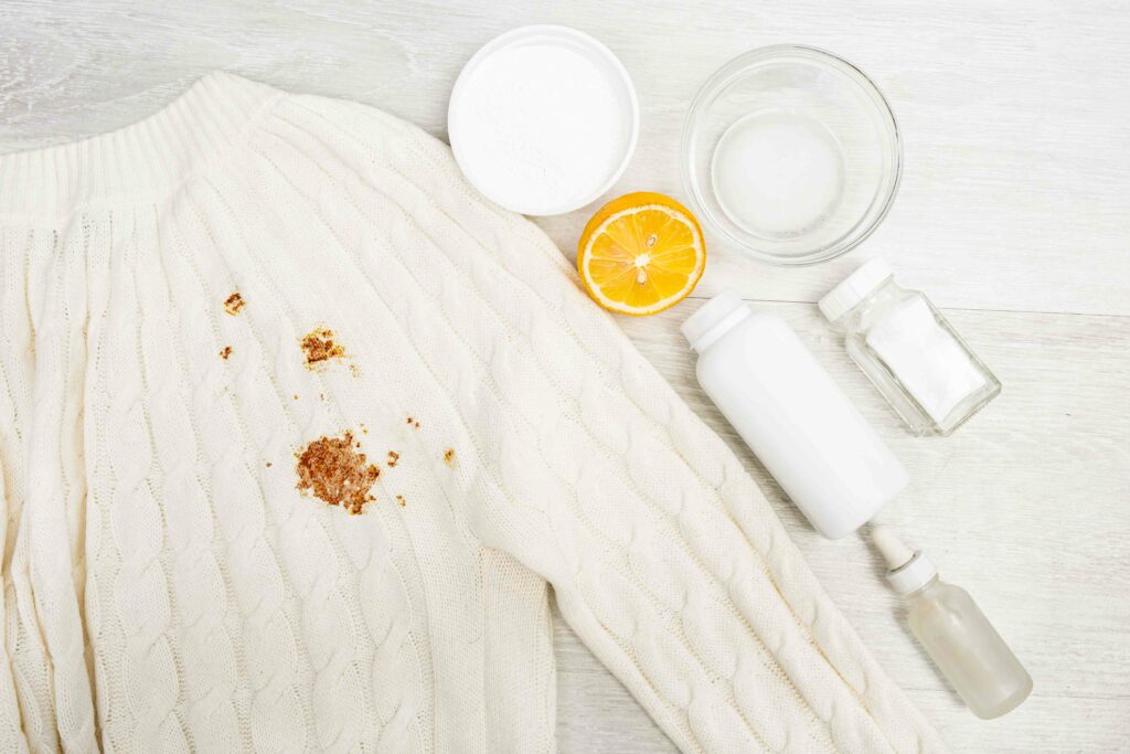 lemon juice and salt for stains on cloth